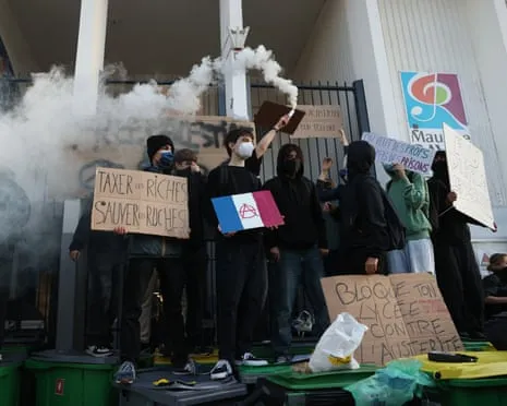 Recently Appointed France's Prime Minister Under Intense Scrutiny as Countrywide Strikes Disrupt Education and Transportation
