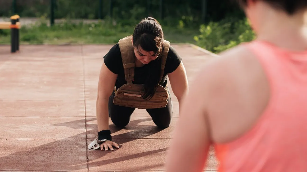 Weighted Body Vests May Improve Fitness, Yet Fat Reduction Effects Remain Unclear