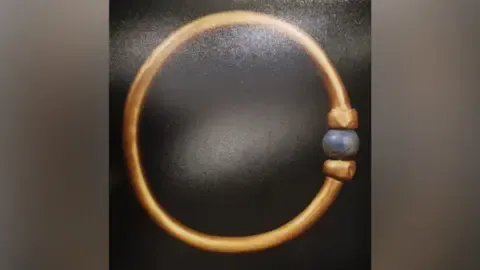 Egypt's Officials State Ancient Bracelet Has Been Stolen and Melted Down