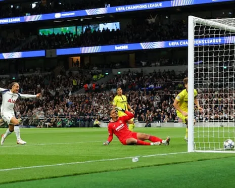 Goalkeeper Luiz's Game-Changing Blunder Hands Spurs First Triumph